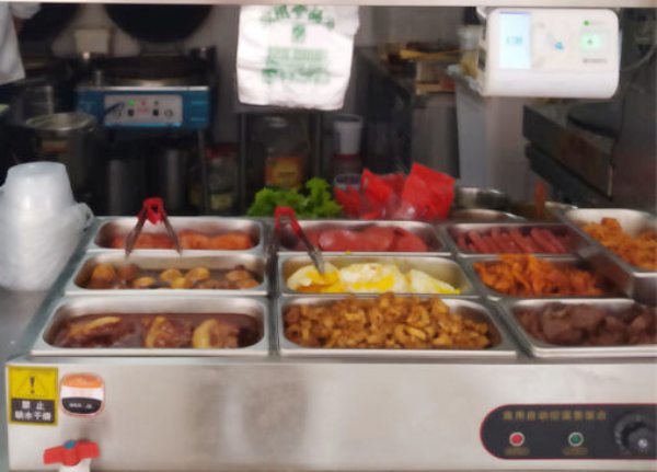 石家庄白求恩医学院食堂饼加菜 石家庄白求恩医学院食堂饼加菜